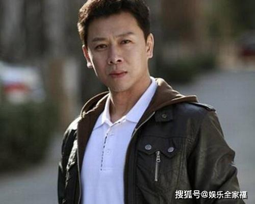 胡亚捷