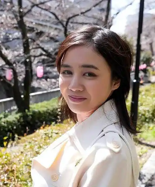爱美