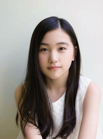 山口麻友