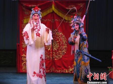 夏博妍